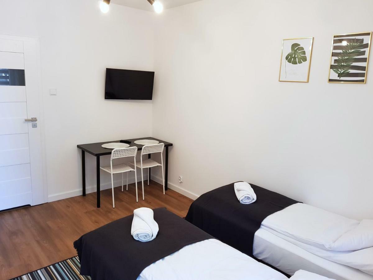 Apartamenty METRO Targówek Varsóvia Exterior foto