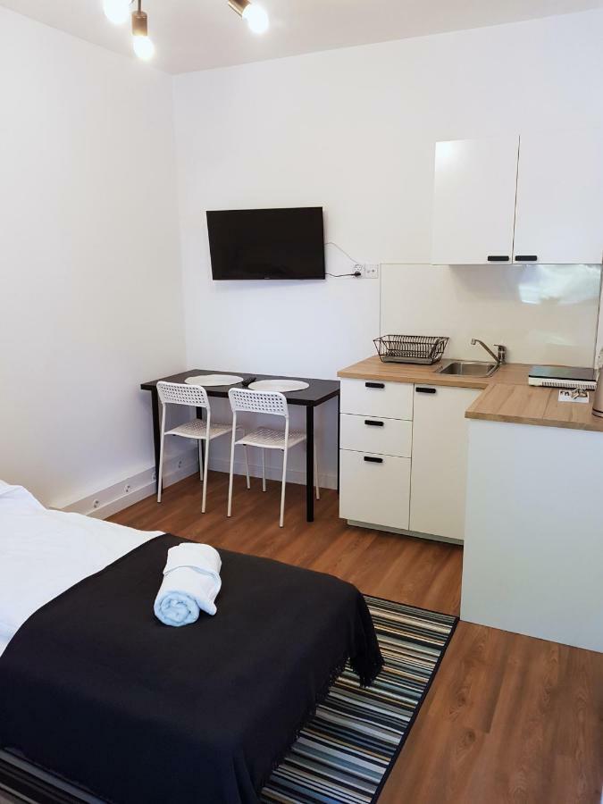 Apartamenty METRO Targówek Varsóvia Exterior foto